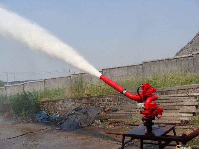 泡沫炮由山东东岳起重消防设备制造销售部提供-中国五金商机